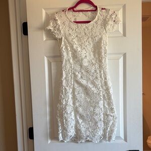 Lulu’s White Floral Lace Backless Dress